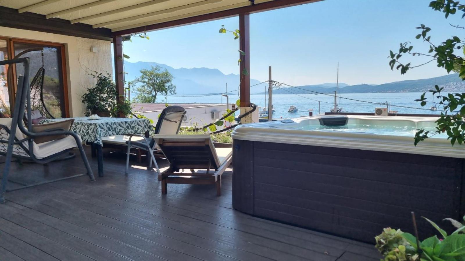 Olive Coast Apartments แฮร์เซ็ก-โนวี ภายนอก รูปภาพ